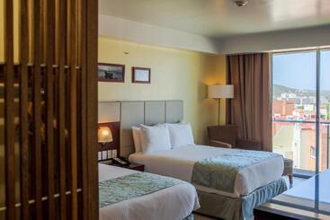 هتل Sunsol Unik Luxury