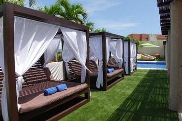 هتل Sunsol Unik Luxury