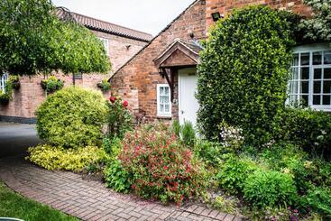 هتل The Cottage