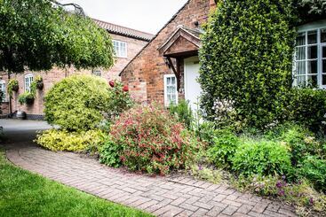 هتل The Cottage