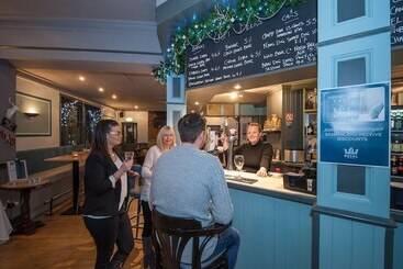 The Royal Hotel And Bar