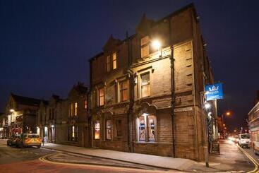 The Royal Hotel And Bar