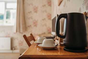 هتل Three Wells B&b