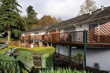 هتل Wateredge Inn  The Inn Collection Group