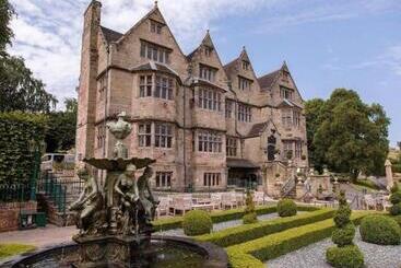 هتل Weston Hall