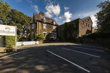 هتل Wheatlands Lodge Windermere   Adults Only   Free Car Park