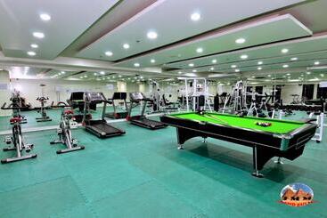 Jmm Grand Suites