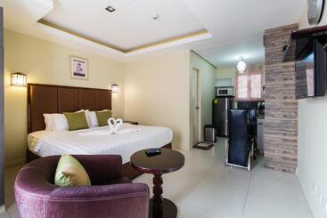 Jmm Grand Suites
