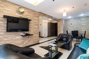 Jmm Grand Suites