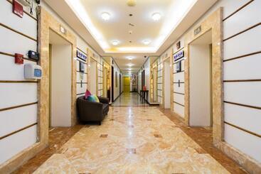 Jmm Grand Suites