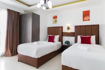 Jmm Grand Suites