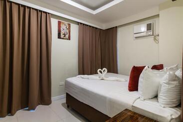 Jmm Grand Suites
