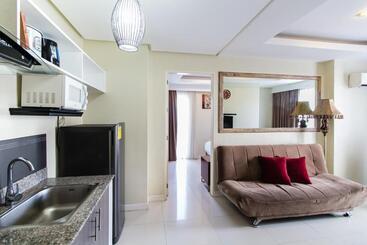 Jmm Grand Suites