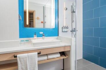 هتل Holiday Inn Express Lanzhou Jianlan By Ihg