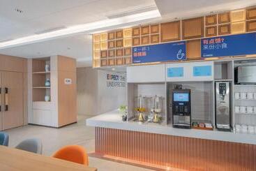 هتل Holiday Inn Express Lanzhou Jianlan By Ihg
