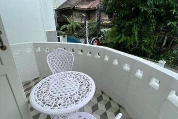 هتل Roomquest Rim Praya Dinsor Road
