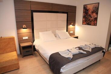 تختخواب و صبحانه Villa Mystic