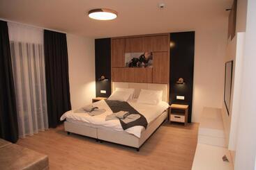 تختخواب و صبحانه Villa Mystic