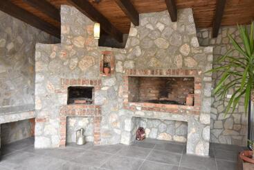 تختخواب و صبحانه Villa Mystic