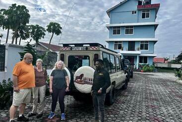 هتل Haika Home Lodge