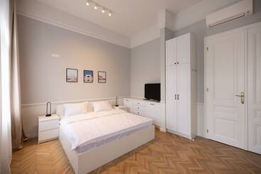 Carol Residence