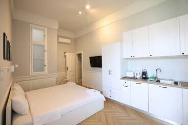 Carol Residence
