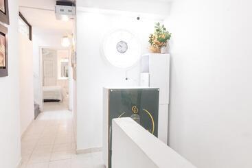 پانسیون Hostal Casa Dandy