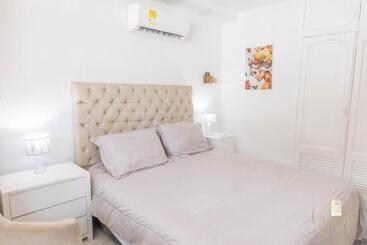پانسیون Hostal Casa Dandy