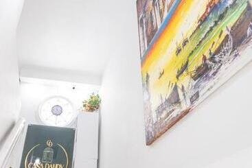 پانسیون Hostal Casa Dandy
