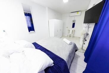 پانسیون Hostal Casa Dandy