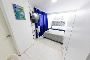 پانسیون Hostal Casa Dandy