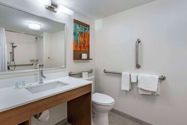 هتل Mainstay Suites Lexington I75