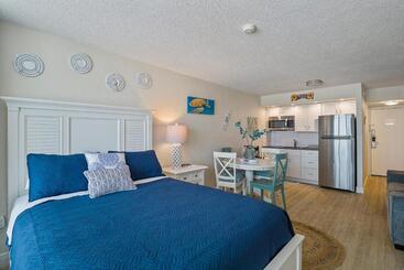 شقة فندقية Aloha Hibiscus Room,sunset Views   Hawaiian Inn Beach Resort