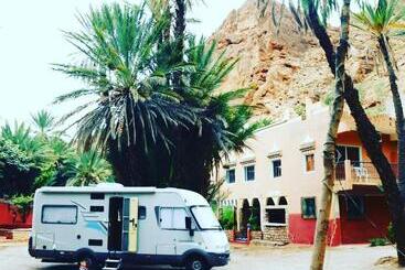هتل Auberge Camping Garde Of Eden Le Lac