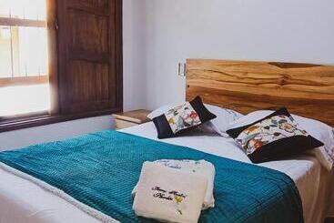 پانسیون Famy Hostal Nardo S