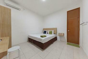 Urbanview Hotel Cozy Samarinda By Reddoorz