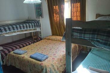 Hostel Atg