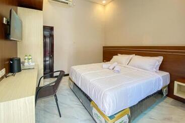 هتل Reddoorz Plus At Orange Diponogoro Palangkaraya