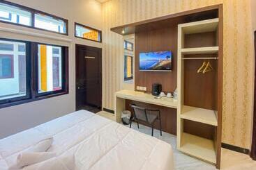 هتل Reddoorz Plus At Orange Diponogoro Palangkaraya