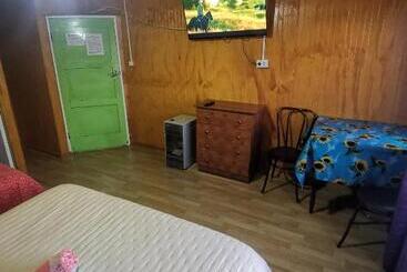 پانسیون Hostal Y Cabañas Maribel Zuñiga