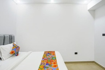 Fabhotel Rasa Arcade