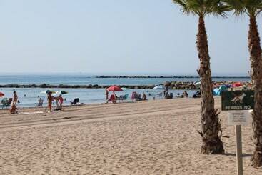 Pension Campello The Blue Med