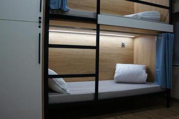 Hostelone