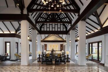 هتل Jw Marriott Khao Lak Resort Suites