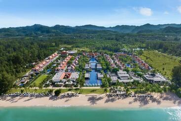 هتل Jw Marriott Khao Lak Resort Suites