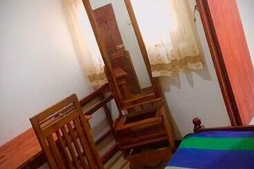 Lucky Hotel Tangalle