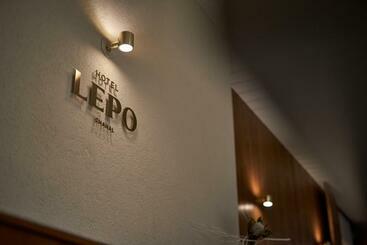 هتل Lepo Chahal