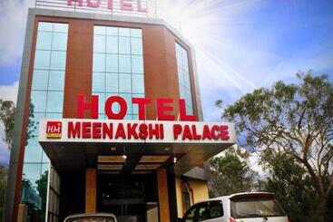 هتل Meenakshi Palace
