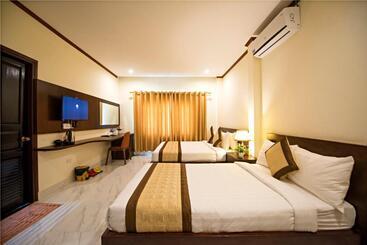 هتل Vang Vieng Freedom Star S