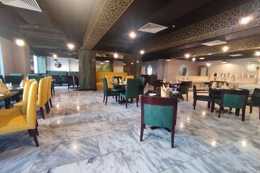 Ifq Hotel & Resort